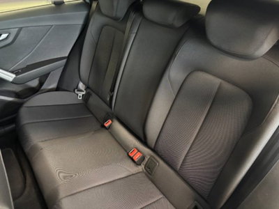 Audi Q2 Q2 35 TDI S tronic Identity Black (11)