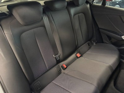 Audi Q2 Q2 35 TDI S tronic Identity Black (12)