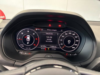 Audi Q2 Q2 35 TDI S tronic Identity Black (17)