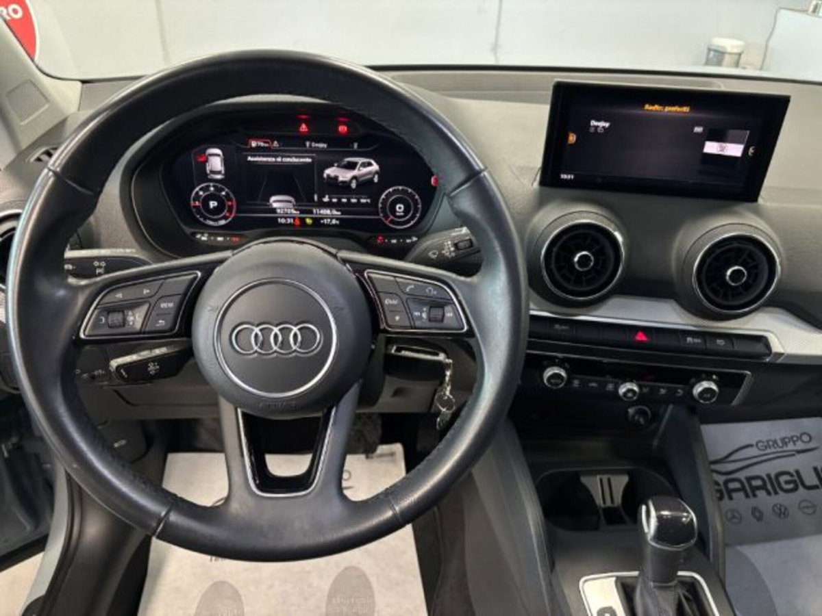 Audi Q2 Q2 35 TDI S tronic Identity Black (8)