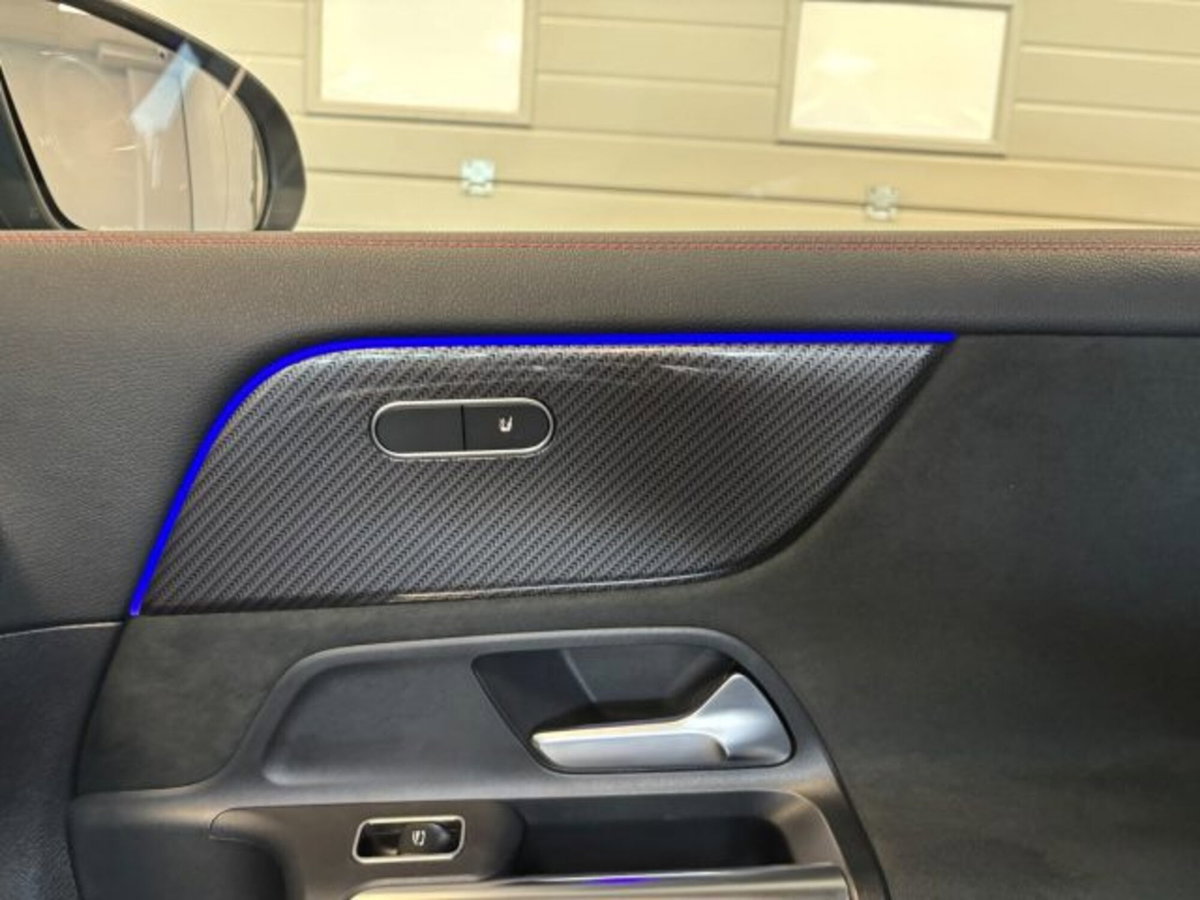 Mercedes-Benz GLA SUV 180 d AMG Line Premium Plus auto (15)