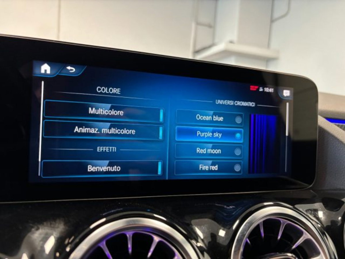 Mercedes-Benz GLA SUV 180 d AMG Line Premium Plus auto (20)