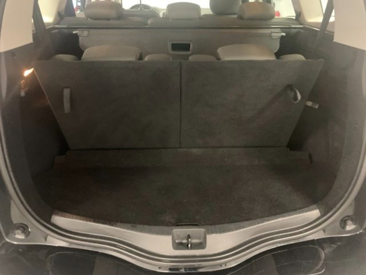 Renault Grand Scénic 1.7 blue dci Intens 120cv (15)