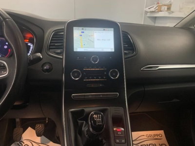 Renault Grand Scénic 1.7 blue dci Intens 120cv (7)