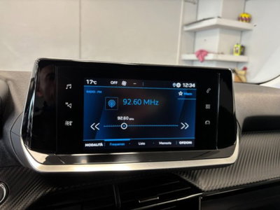Peugeot 2008 BlueHDi 110 S&S Allure Pack (11)