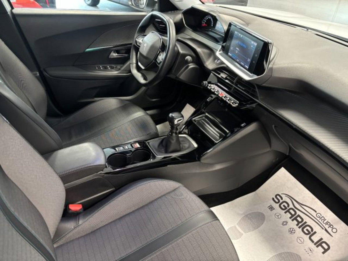 Peugeot 2008 BlueHDi 110 S&S Allure Pack (18)