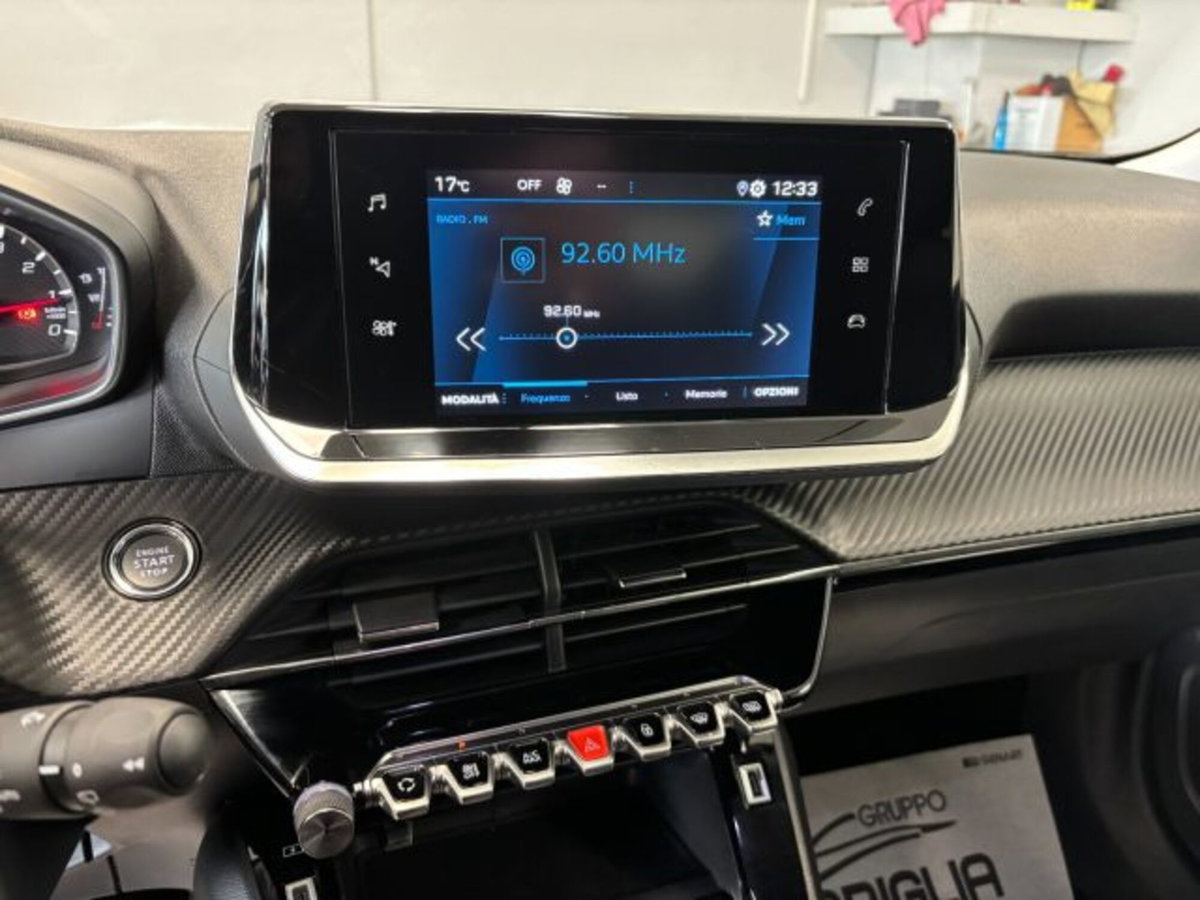 Peugeot 2008 BlueHDi 110 S&S Allure Pack (9)