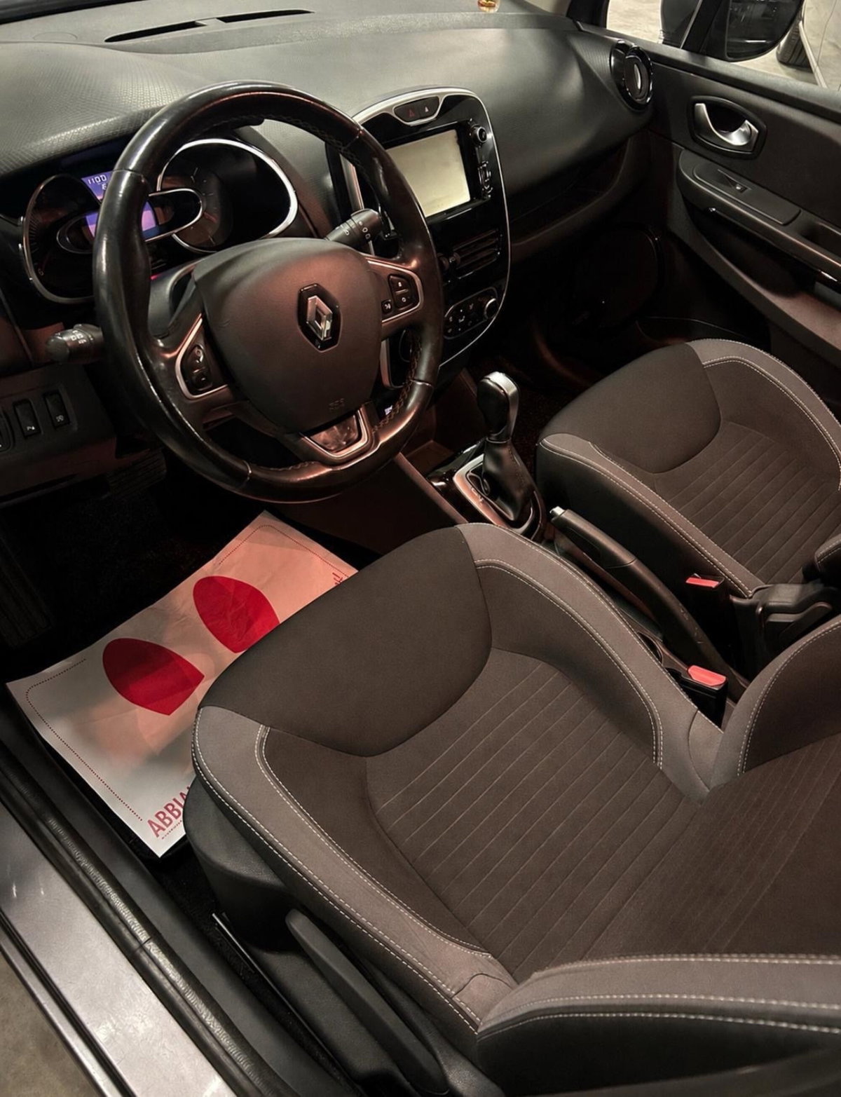 Renault Clio Sporter dCi 8V 90CV EDC Start&Stop Energy Zen (7)