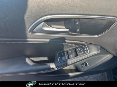 Mercedes-Benz GLA SUV 200 d Automatic 4Matic Sport (9)