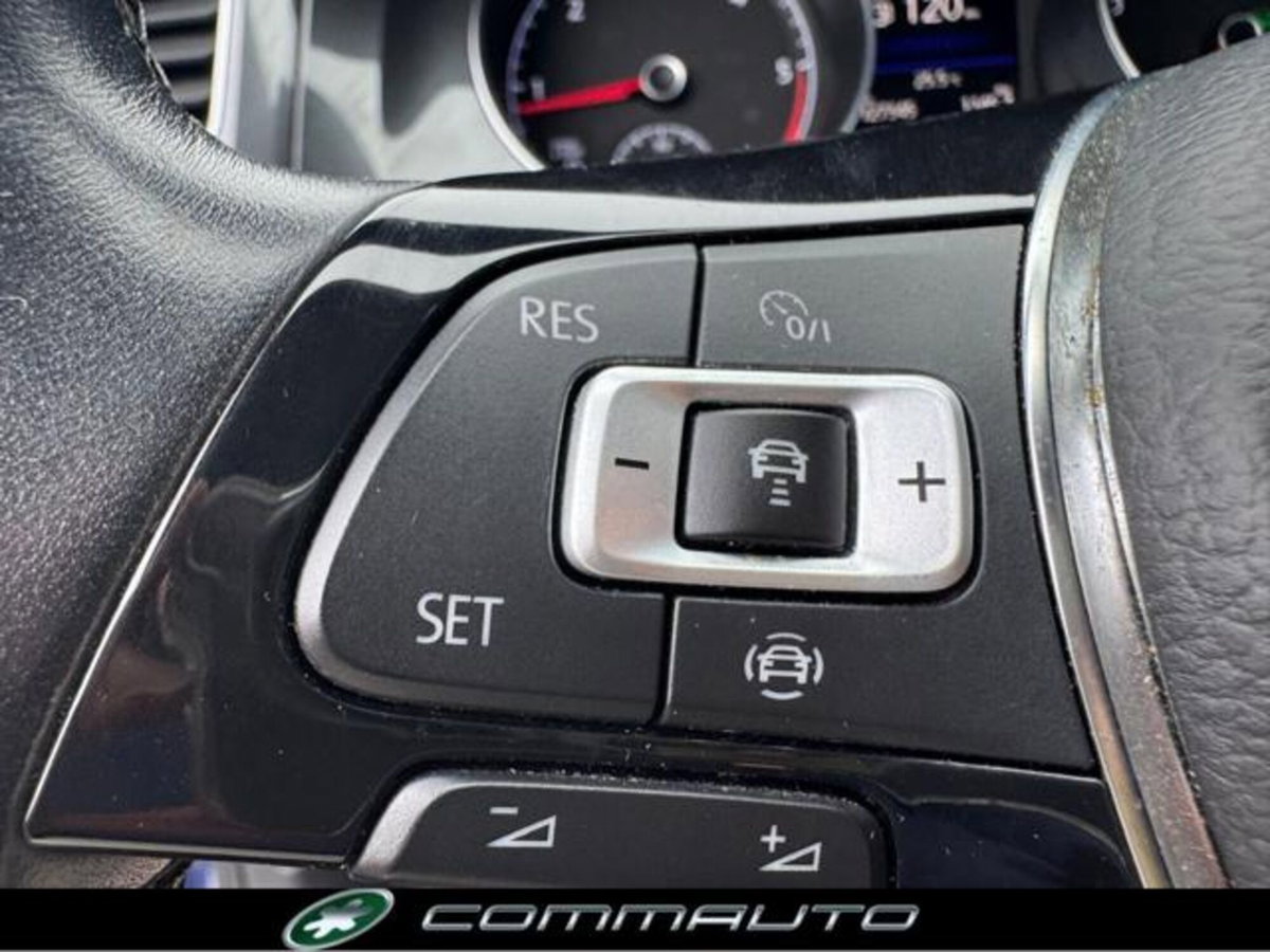 Volkswagen Golf Variant 1.6 TDI 115 CV Executive BlueMotion Technology (17)