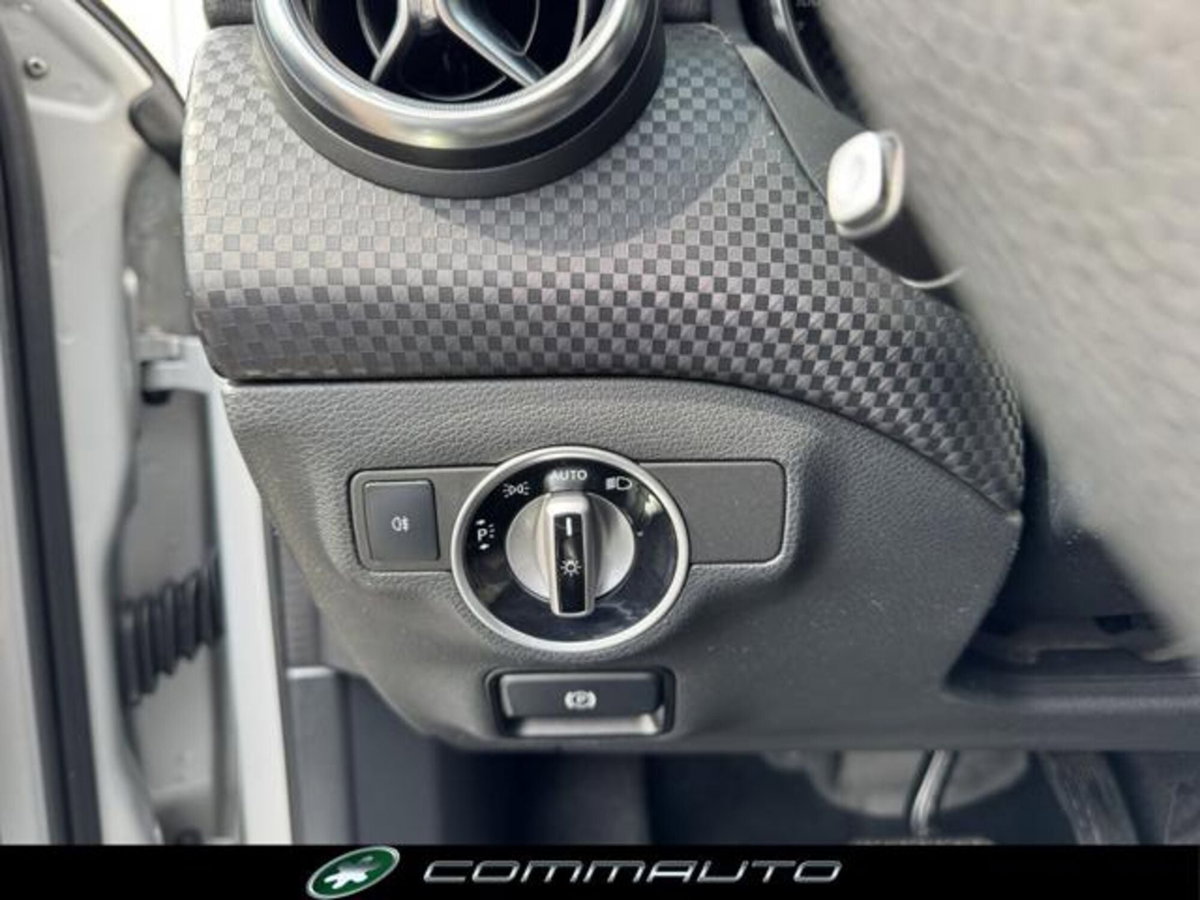 Mercedes-Benz Classe A 180 d Automatic Sport (13)