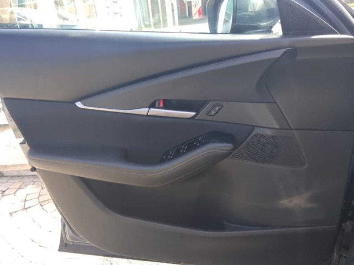 Mazda CX-30 e-Skyactiv-G M Hybrid 2WD Evolve (12)