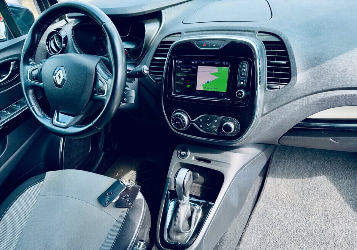 Renault Captur TCe 120 CV EDC Start&Stop Energy Intens (17)