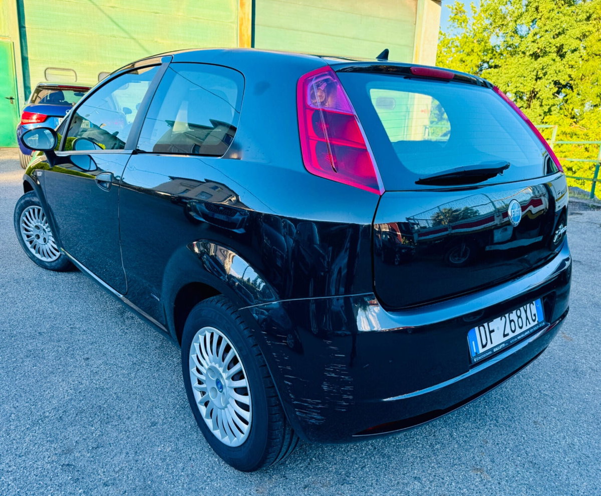 Fiat Grande Punto 1.3 MJT 75 CV 3 porte Speed (6)