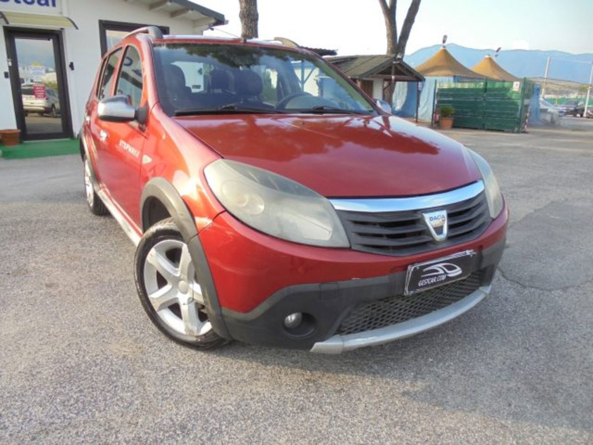 Dacia Sandero Stepway 1.5 dCi 8V 90CV (2)