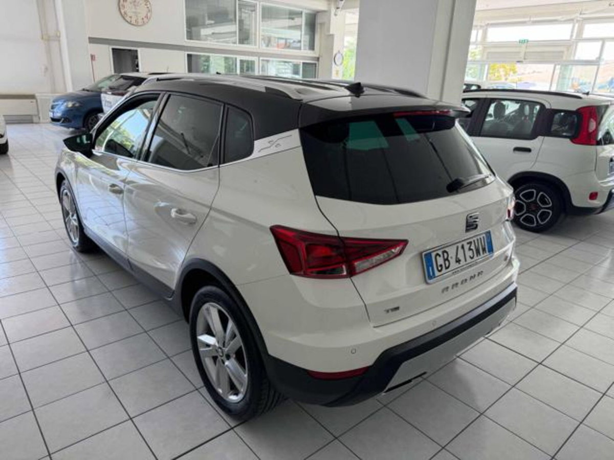 SEAT Arona 1.0 TGI FR (3)