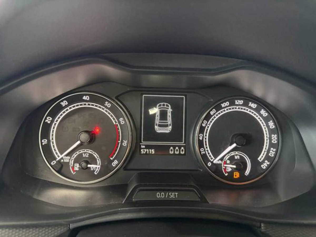 Skoda Kamiq 1.0 G-Tec Ambition (14)