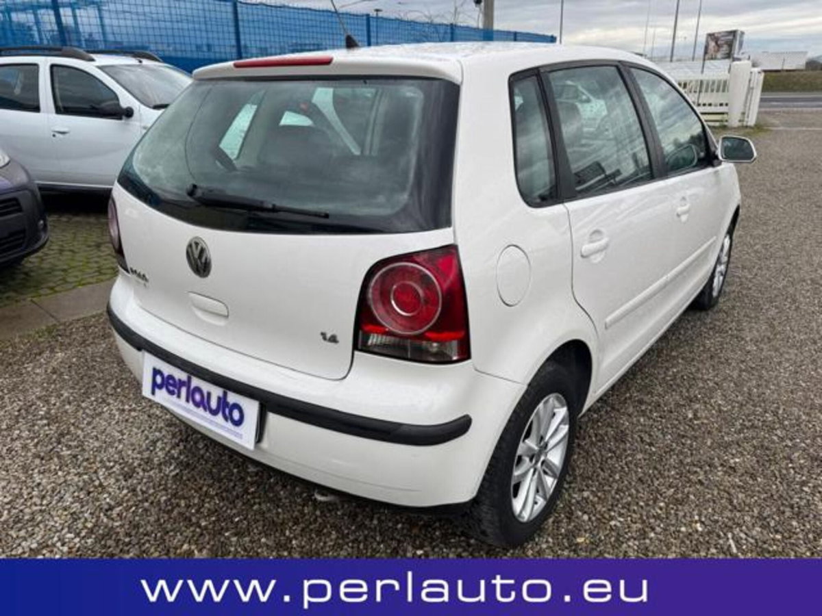 Volkswagen Polo 1.4/80CV 16V 5p. Comfortline (6)