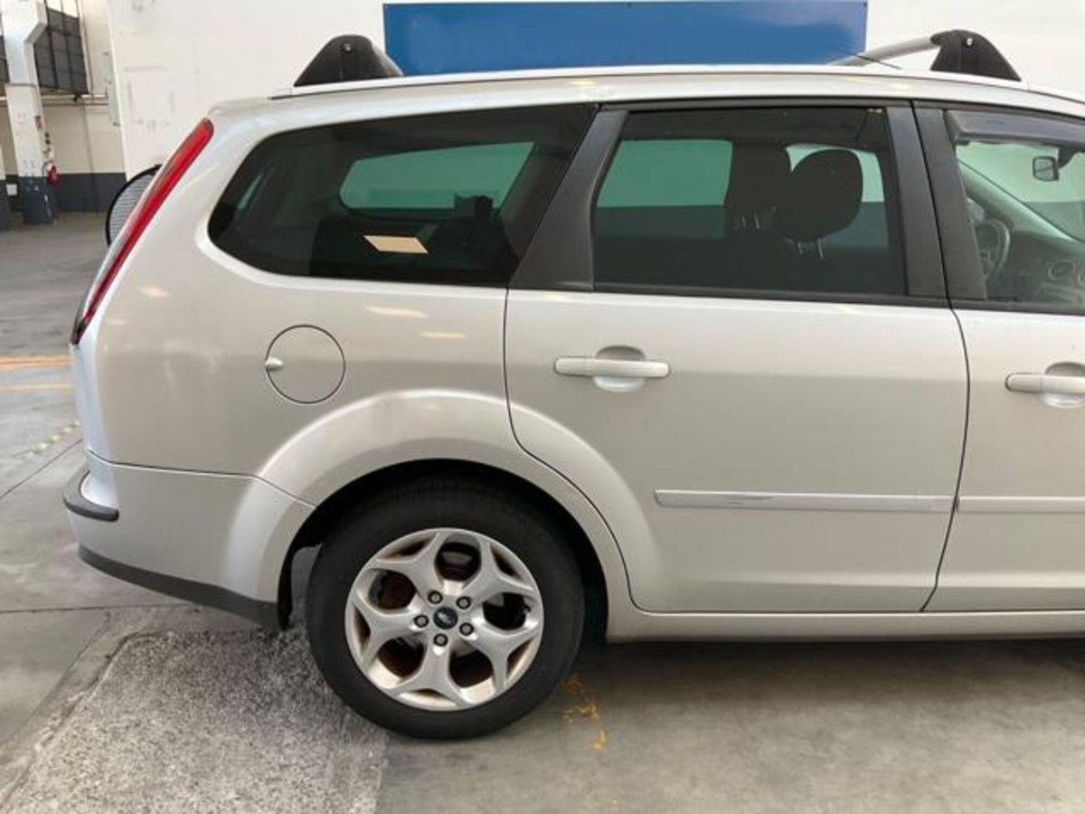 Ford Focus Station Wagon 1.6 TDCi (90CV) S.W. (3)