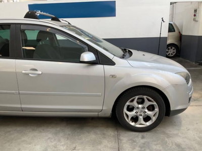 Ford Focus Station Wagon 1.6 TDCi (90CV) S.W. (4)