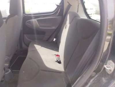Toyota Aygo 1.0 12V VVT-i 5 porte Now (13)