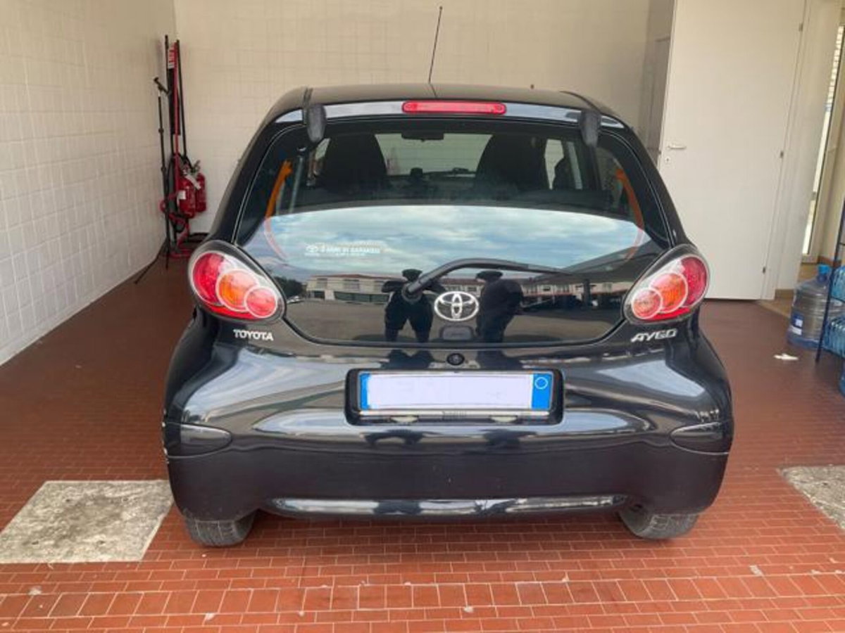 Toyota Aygo 1.0 12V VVT-i 5 porte Now (5)
