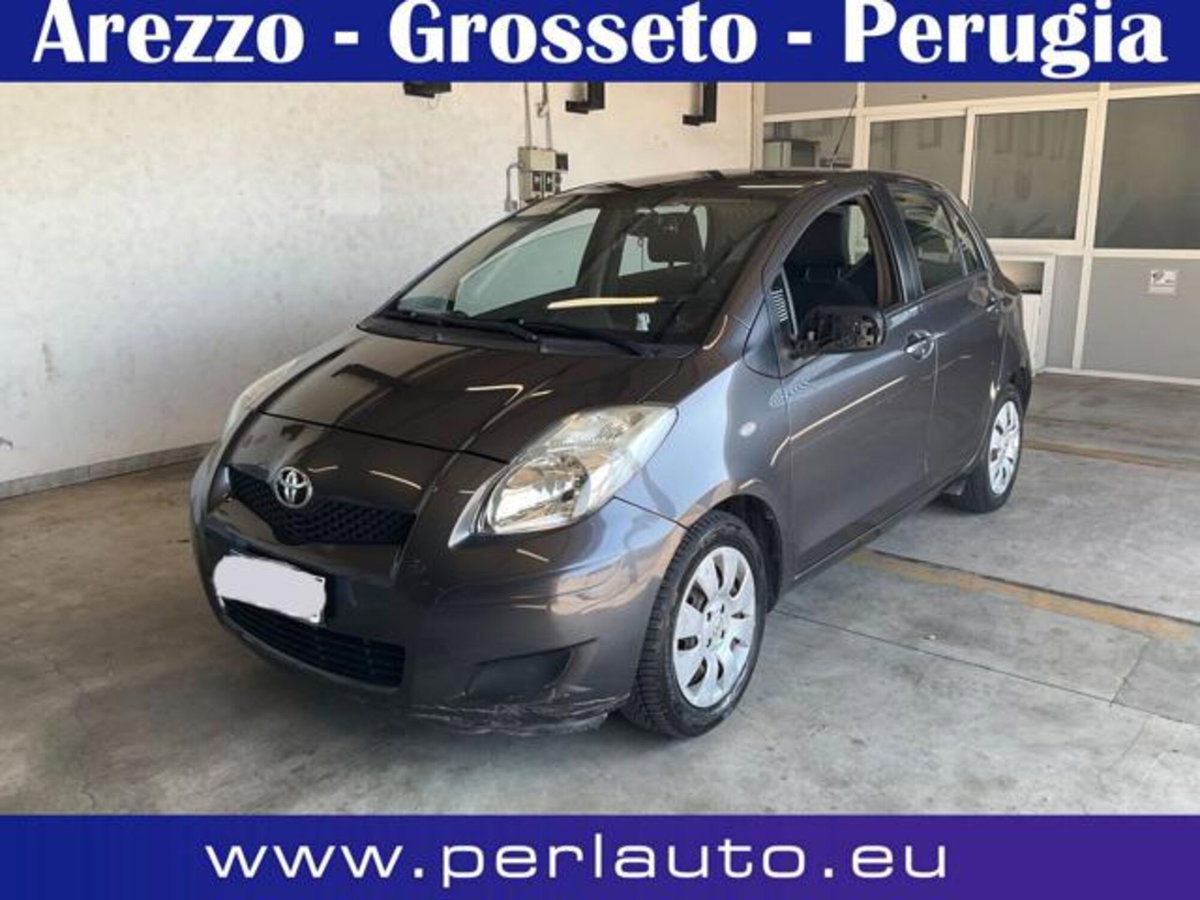 Toyota Yaris 1.0 5 porte
