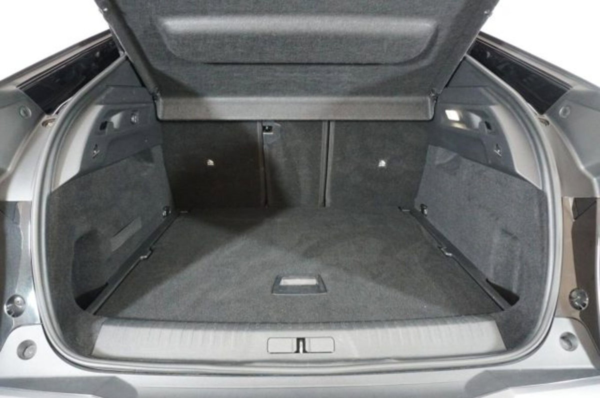 Peugeot 3008 1.2 hybrid Allure Business 145cv e-dcs6 (12)