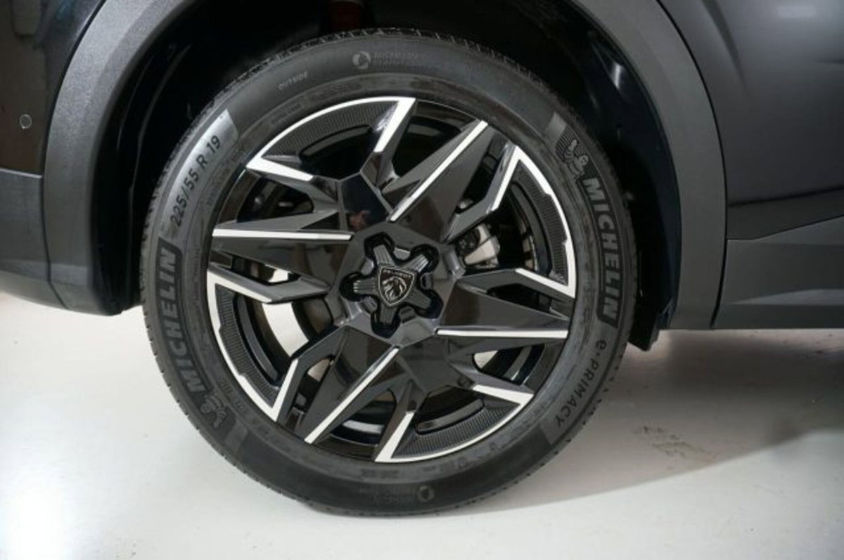 Peugeot 3008 1.2 hybrid Allure Business 145cv e-dcs6 (6)