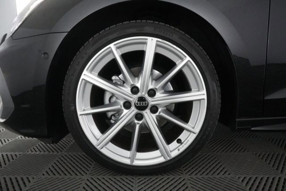 Audi A3 Sportback 35 TDI S tronic S line edition (8)
