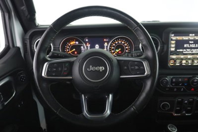 Jeep Wrangler Unlimited 2.2 Mjt II Sahara (5)