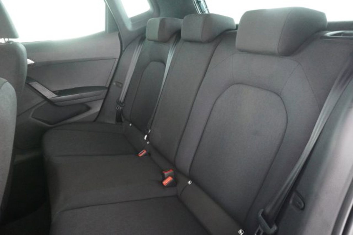 SEAT Arona 1.0 EcoTSI 115 CV DSG FR (3)