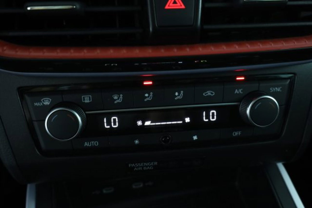 SEAT Arona 1.0 EcoTSI 115 CV DSG FR (12)