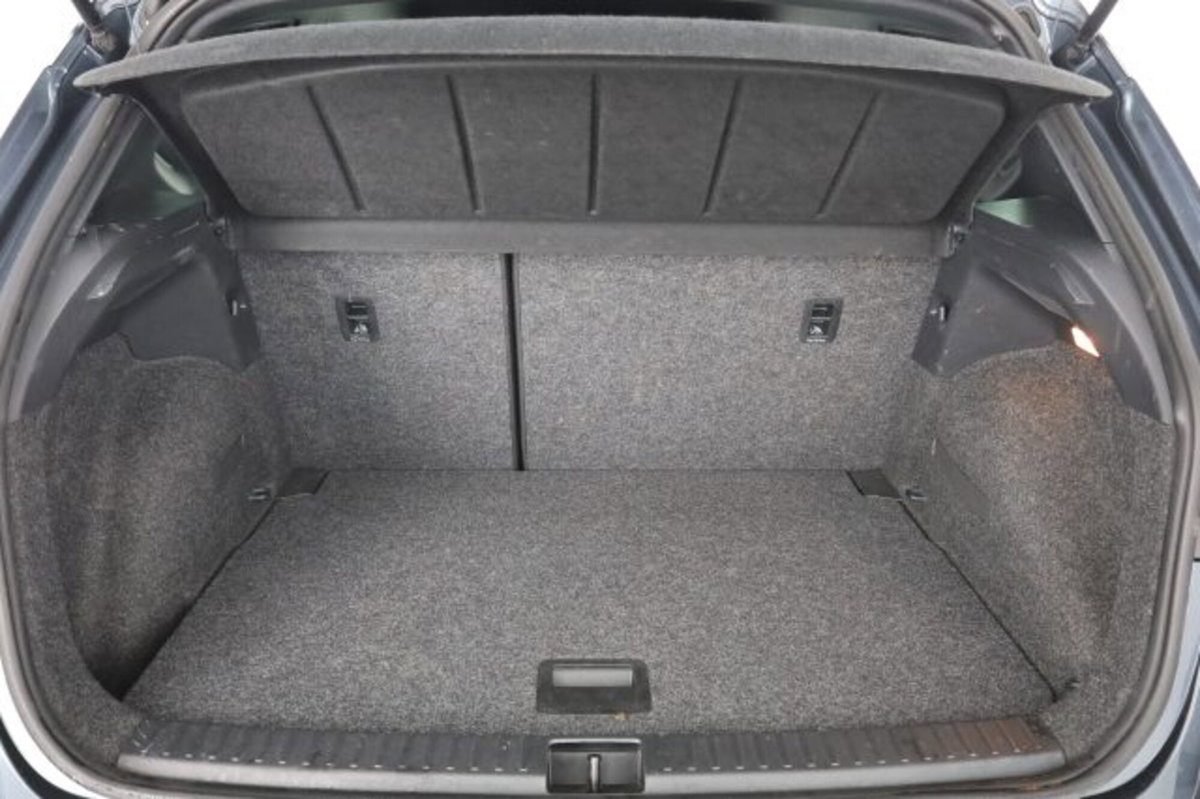 SEAT Arona 1.0 EcoTSI 115 CV DSG FR (6)