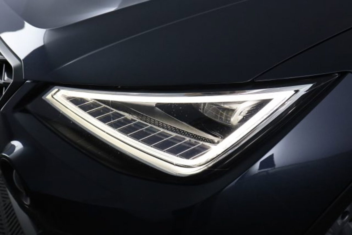 SEAT Arona 1.0 EcoTSI 115 CV DSG FR (9)
