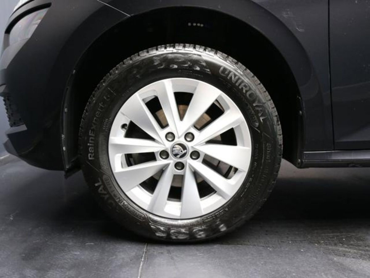 Skoda Kamiq 1.0 TSI Ambition (5)