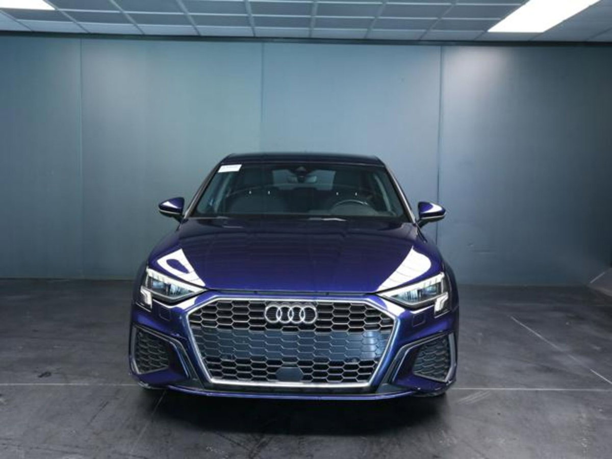 Audi A3 Sportback 30 TDI S tronic S line edition (2)