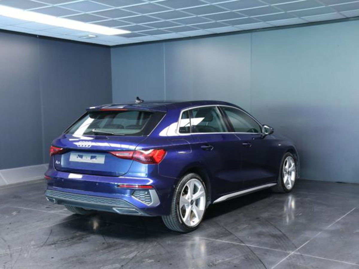 Audi A3 Sportback 30 TDI S tronic S line edition (3)