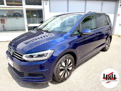 Volkswagen Touran 1.5 tsi Edition 150cv usata