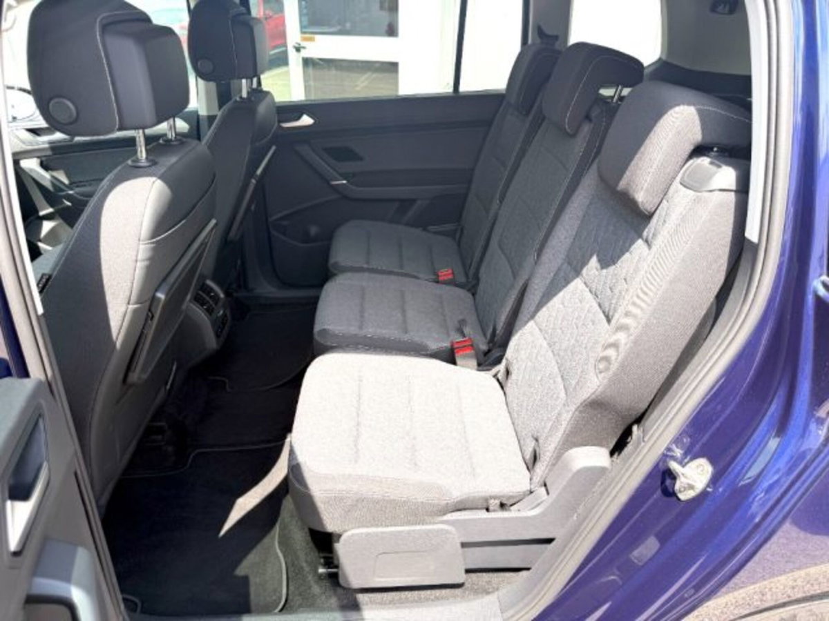 Volkswagen Touran 1.5 tsi Edition 150cv (12)