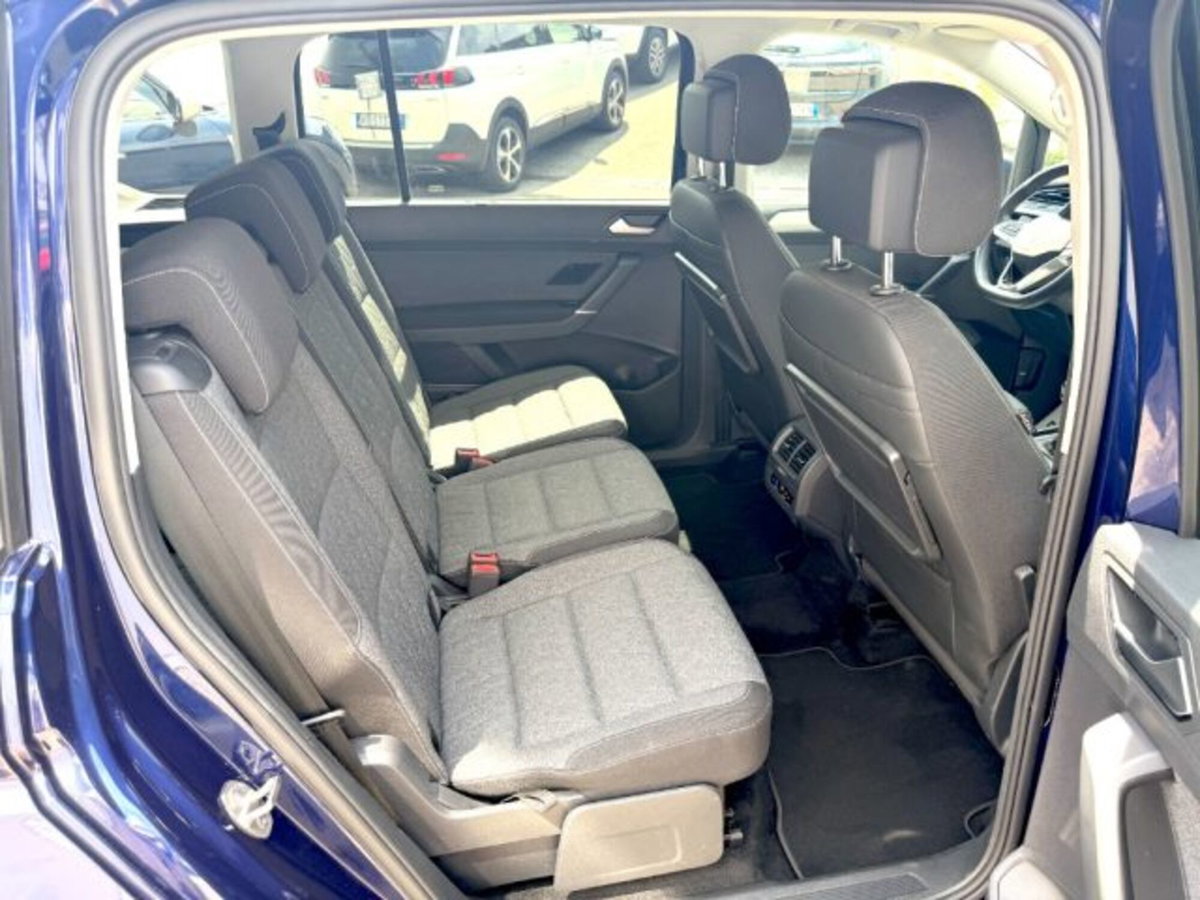 Volkswagen Touran 1.5 tsi Edition 150cv (16)