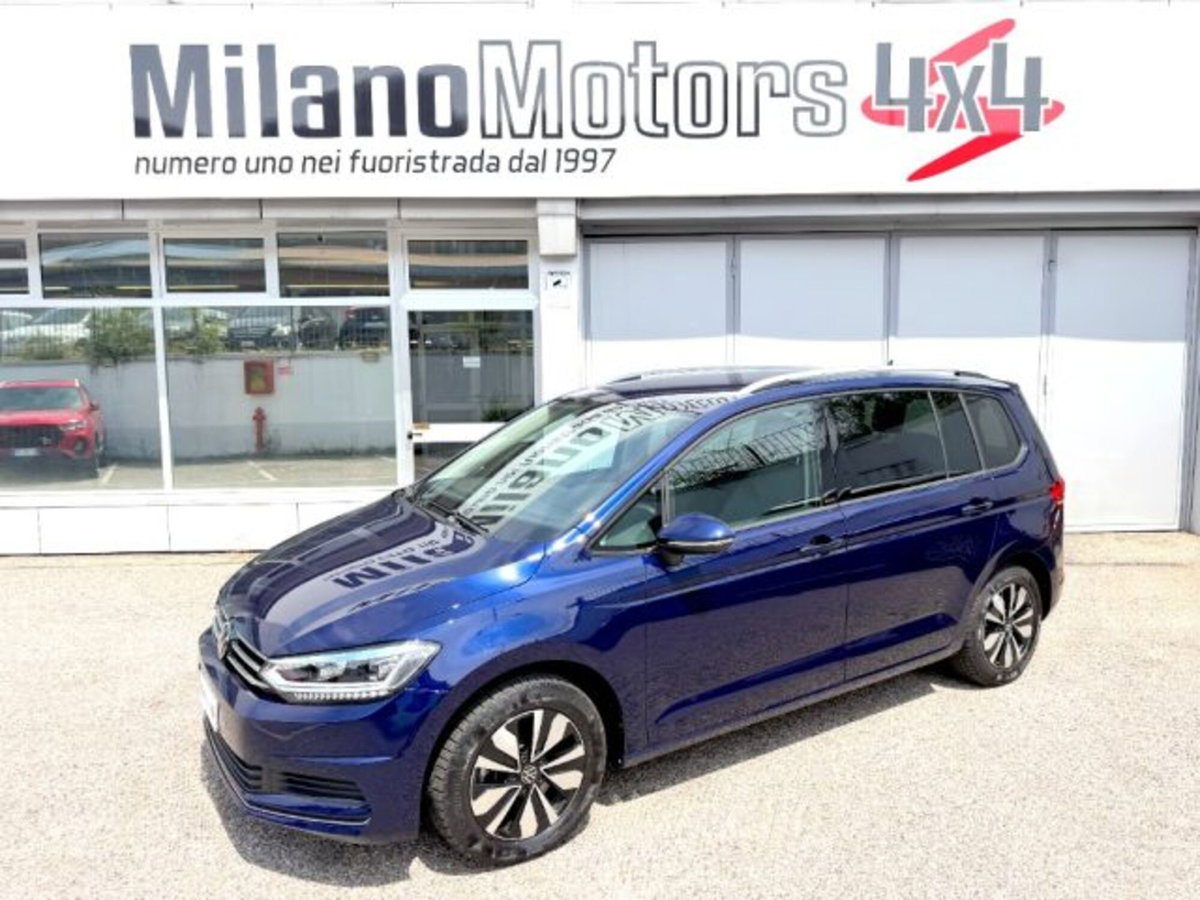 Volkswagen Touran 1.5 tsi Edition 150cv (3)
