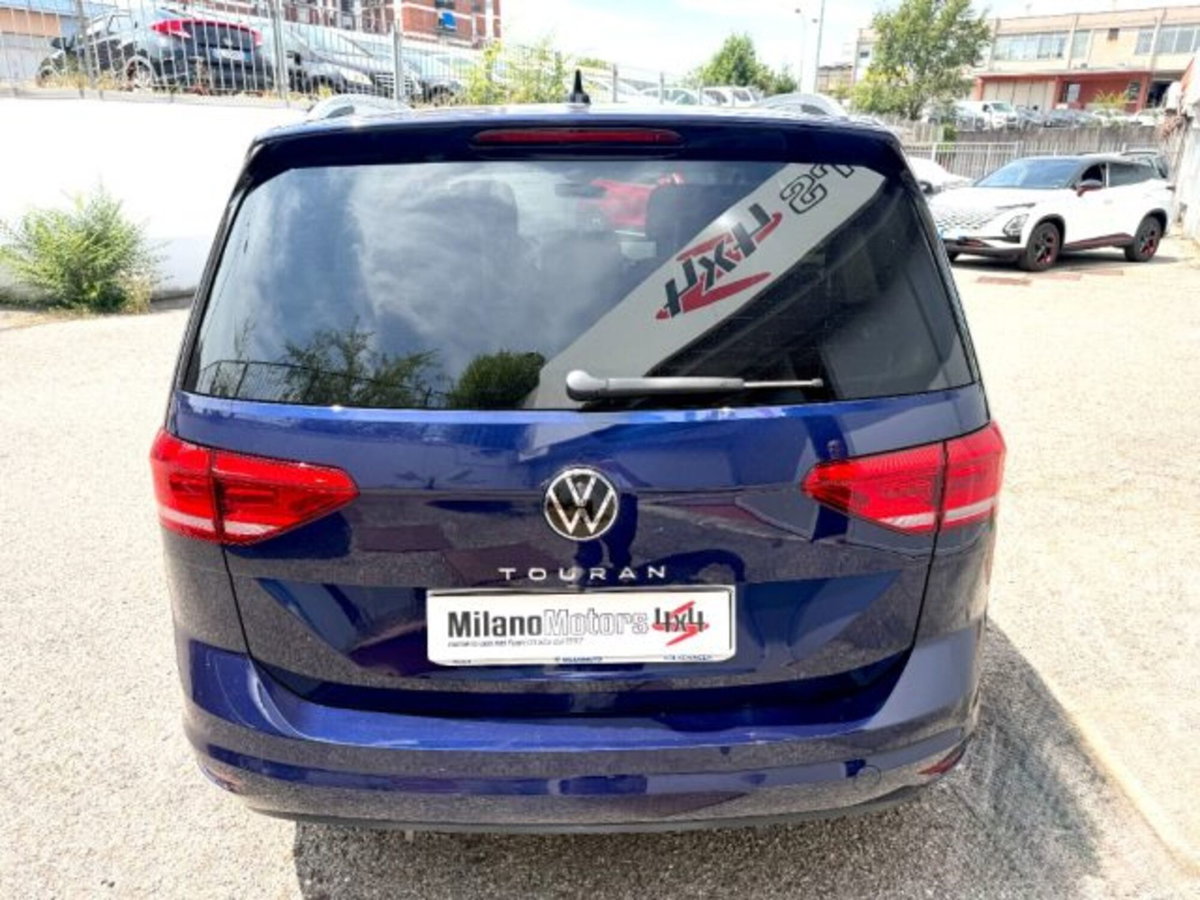 Volkswagen Touran 1.5 tsi Edition 150cv (7)