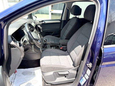 Volkswagen Touran 1.5 tsi Edition 150cv (9)