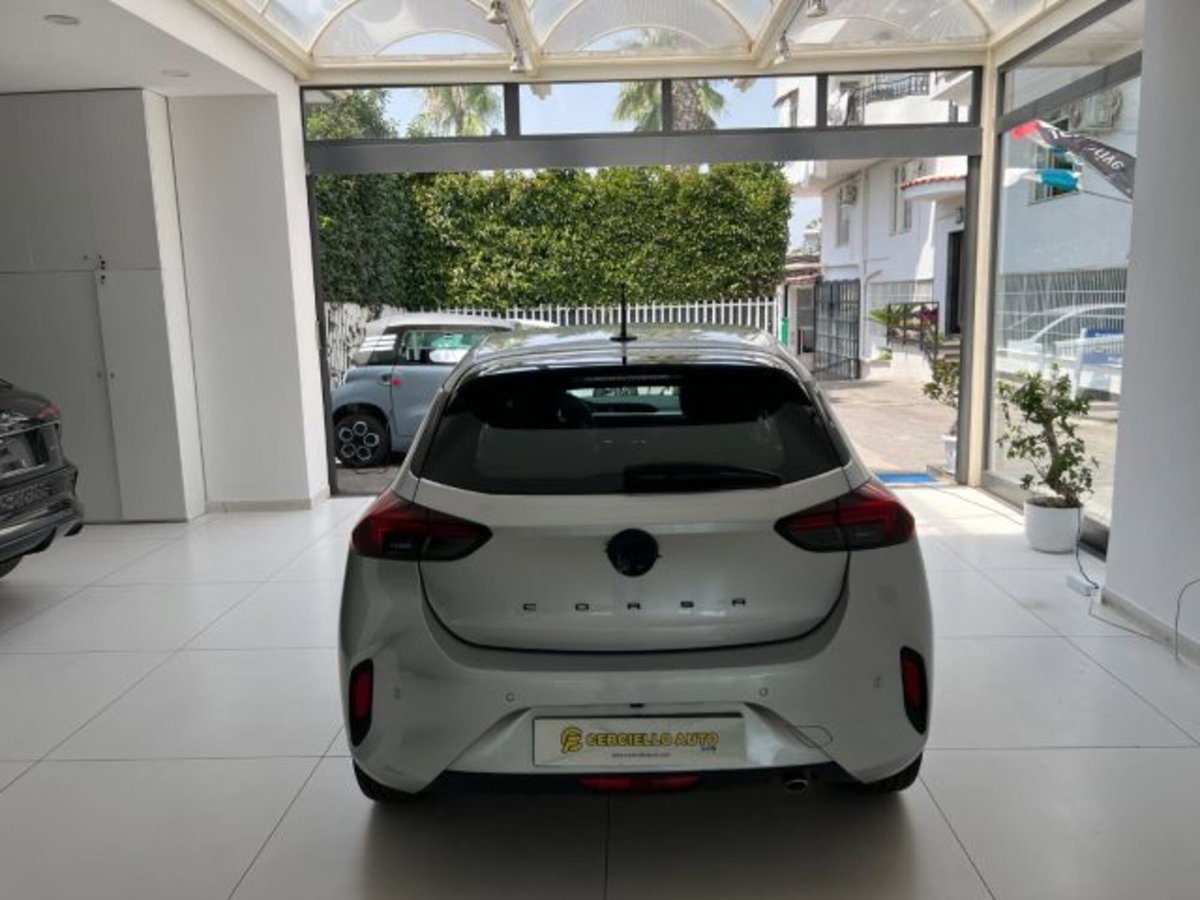 Opel Corsa 1.2 100 CV GS Line (16)
