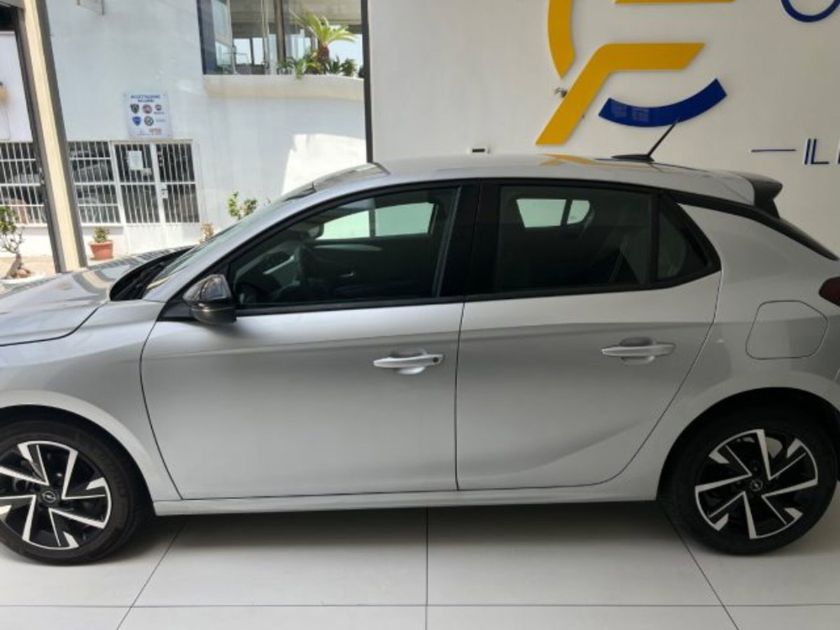 Opel Corsa 1.2 100 CV GS Line (9)