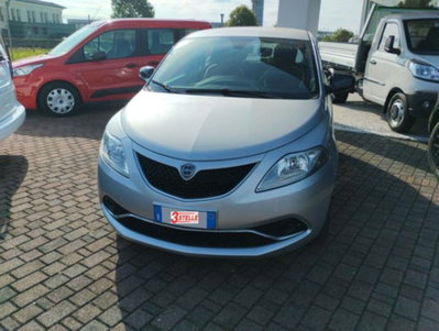 Lancia Ypsilon 1.2 69 CV 5 porte Gold usata