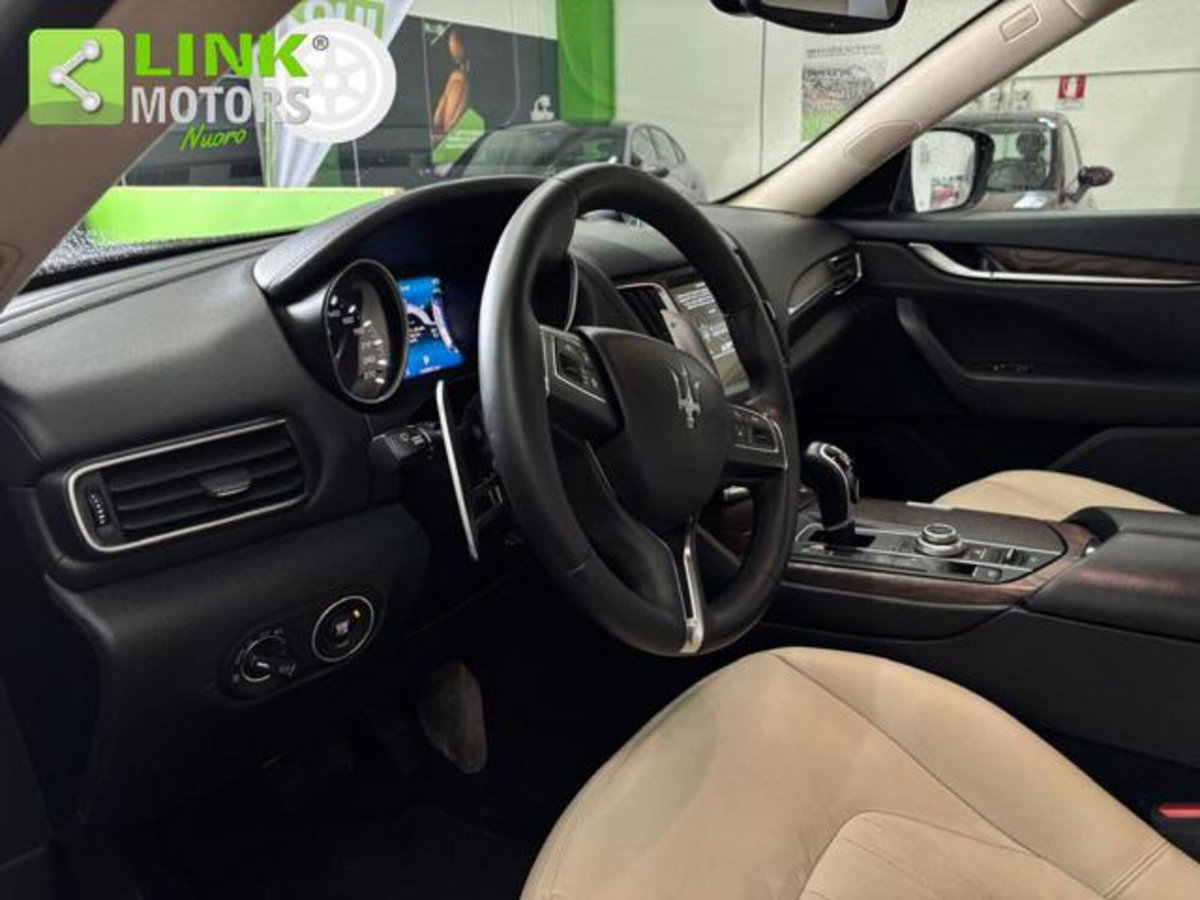 Maserati Levante Levante V6 Diesel 275 CV AWD (9)