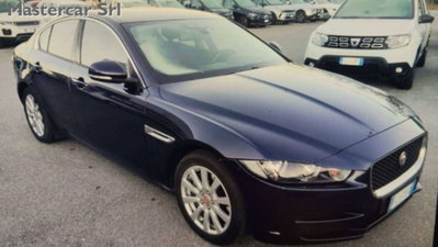 Jaguar XE 2.0 D 180 CV Pure (4)