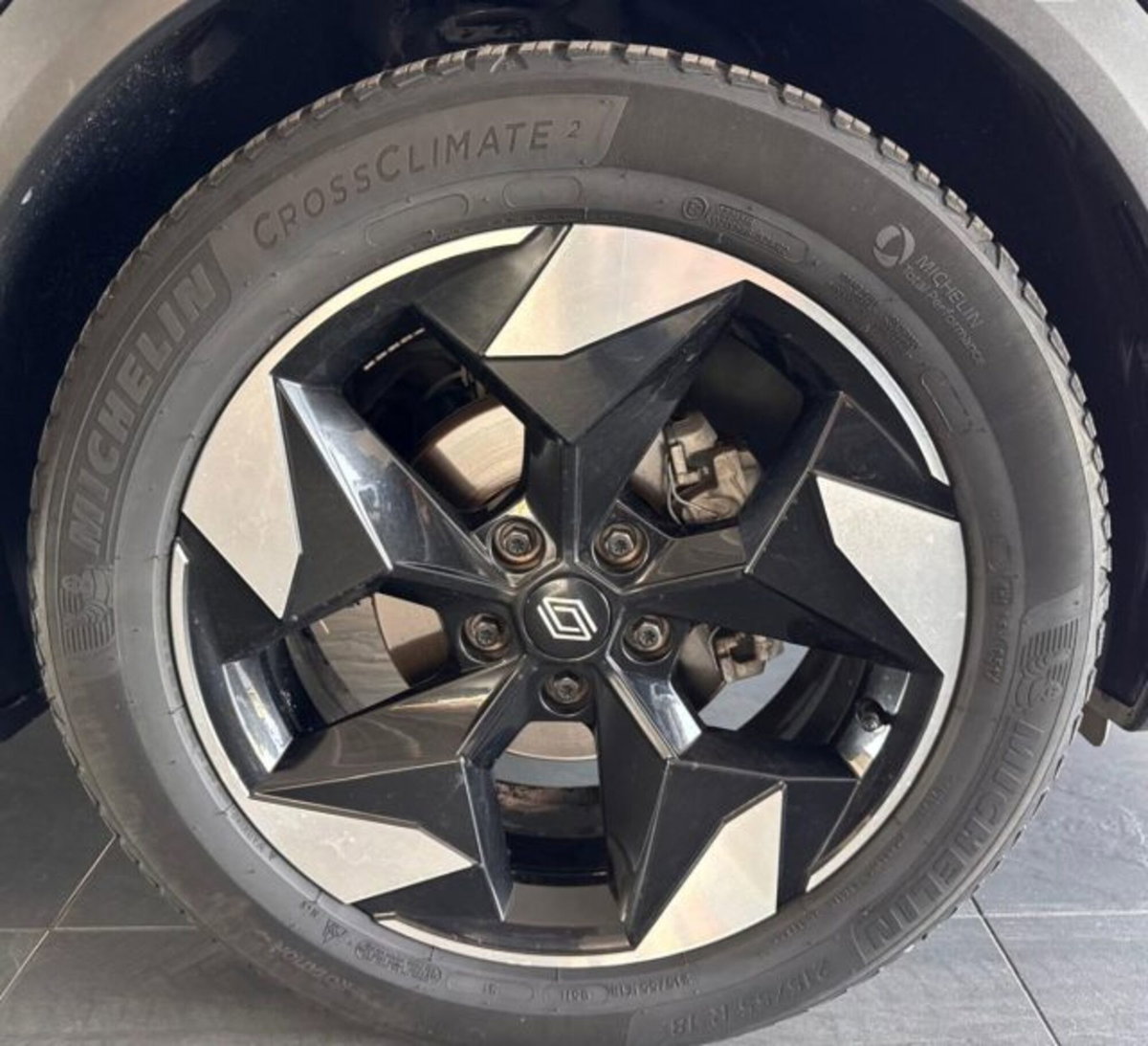 Renault Captur 1.0 tce Techno 90cv (8)
